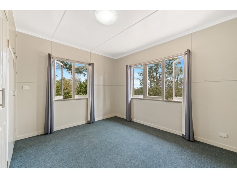 4 Perry Street, Harlaxton QLD 4350