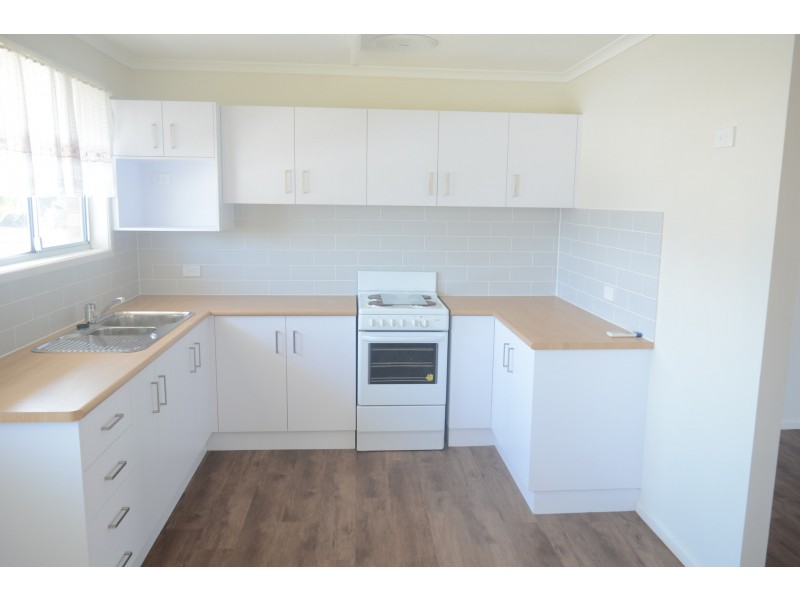 4/8 James Street, Rangeville QLD 4350