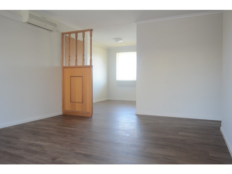 4/8 James Street, Rangeville QLD 4350