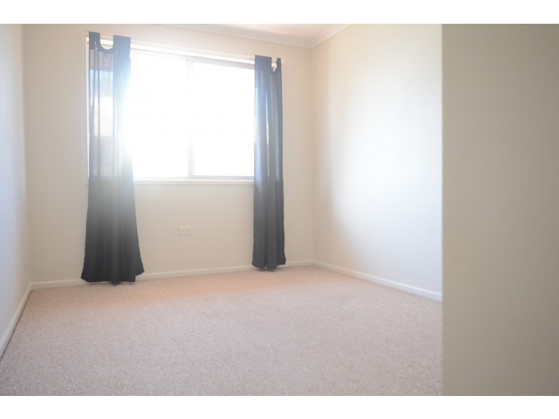 4/8 James Street, Rangeville QLD 4350