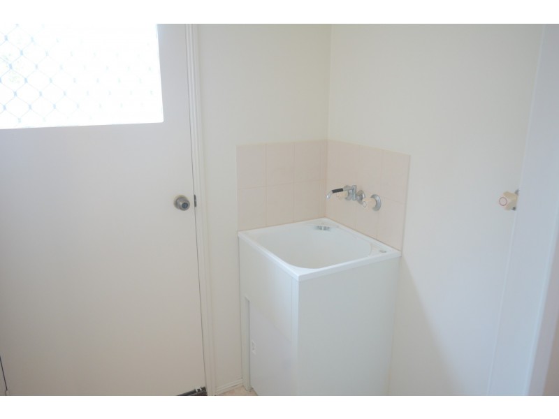 6/314 West Street, Kearneys Spring QLD 4350