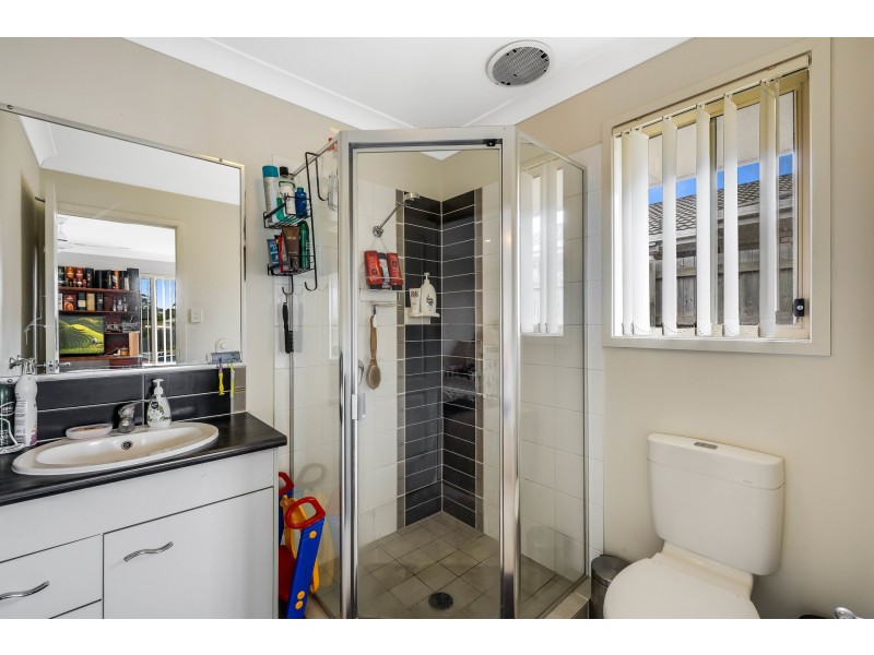 5 Paperbark Drive, Glenvale QLD 4350