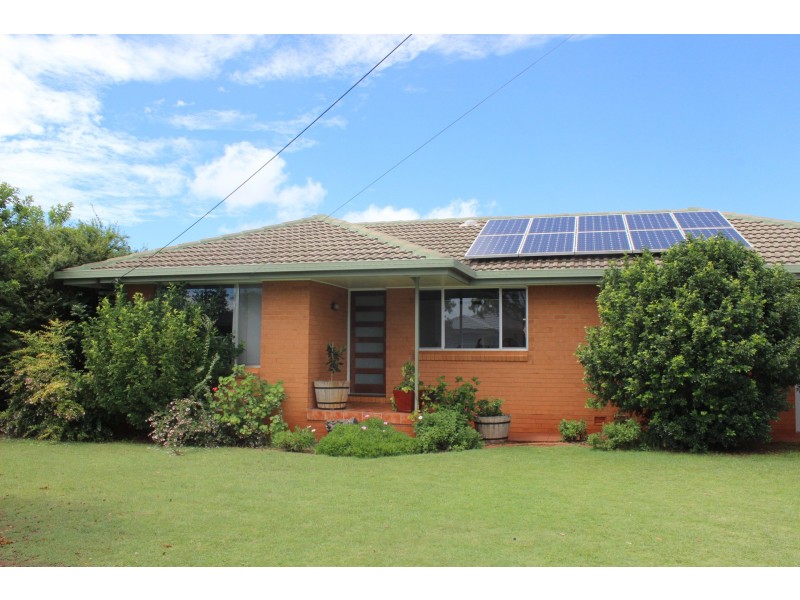 6 Zimmerle Street, Harristown QLD 4350