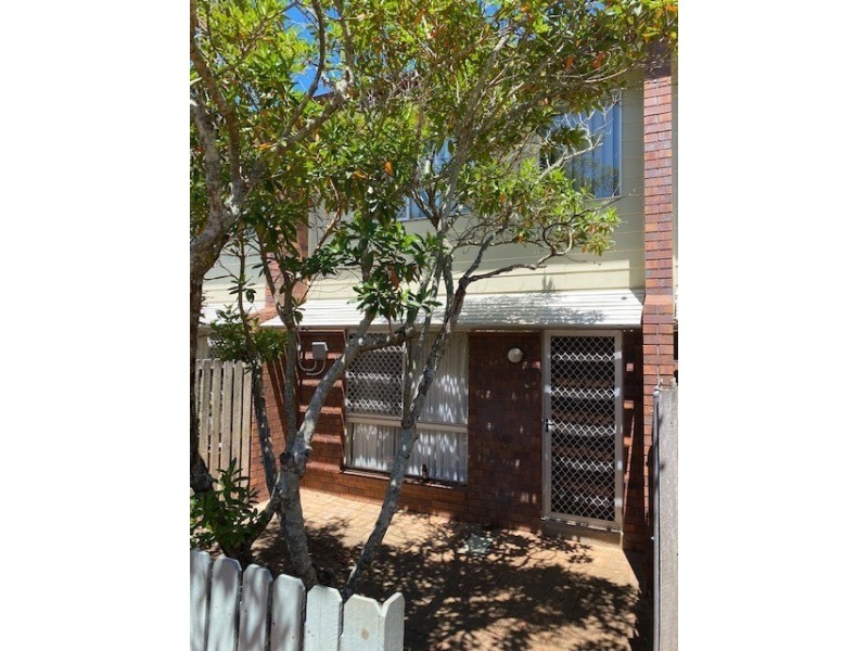 10/6 O’Brien Street, Harlaxton QLD 4350