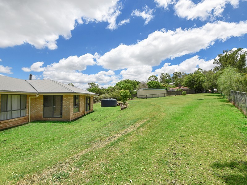 24 Tea Tree Court, Gowrie Junction QLD 4352