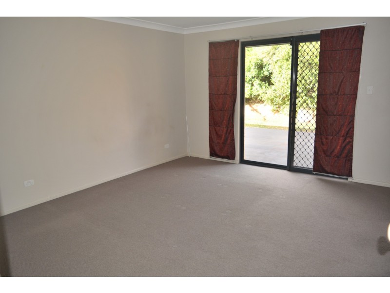 12 Roderick Street, Cotswold Hills QLD 4350