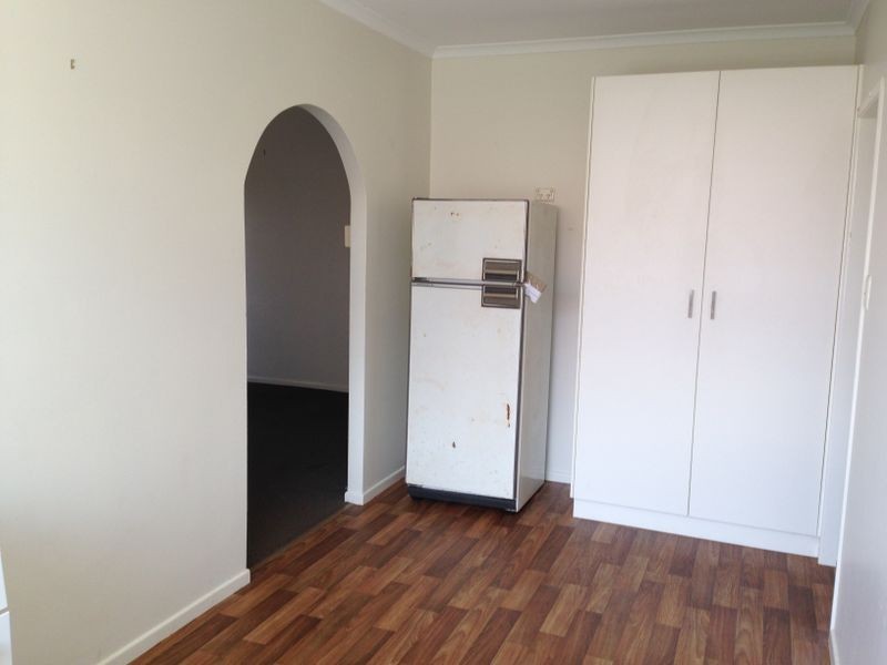 221 MacKenzie Street, Centenary Heights QLD 4350