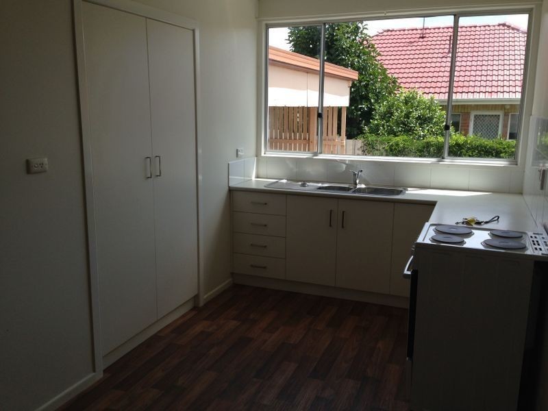 221 MacKenzie Street, Centenary Heights QLD 4350