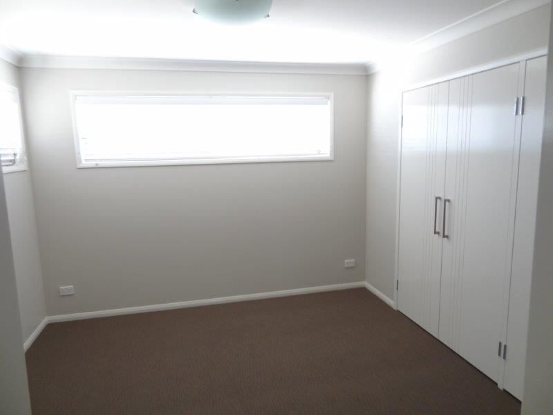 1/9 Wapiti Street, Kearneys Spring QLD 4350