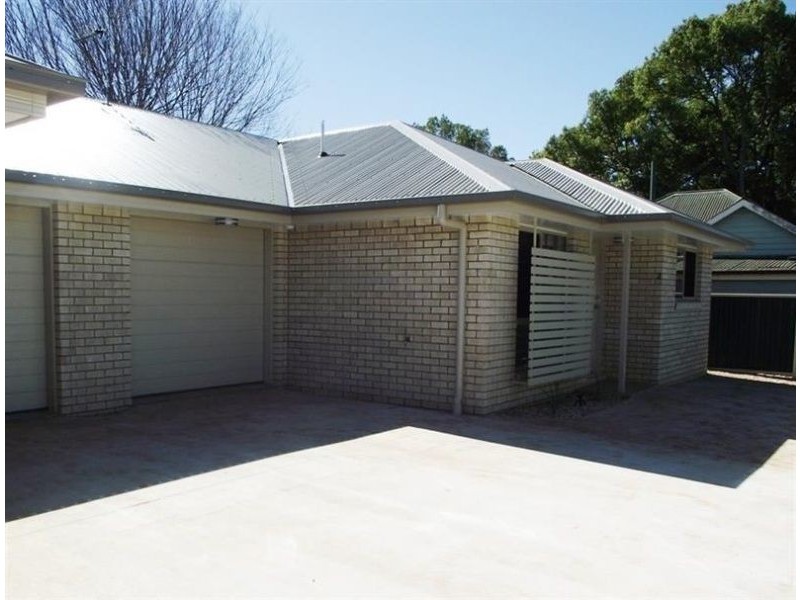 2/16 Price Lane, Toowoomba City QLD 4350
