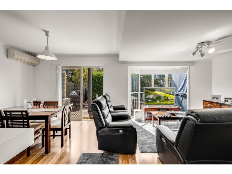 10/247 Herries Street, Newtown QLD 4350