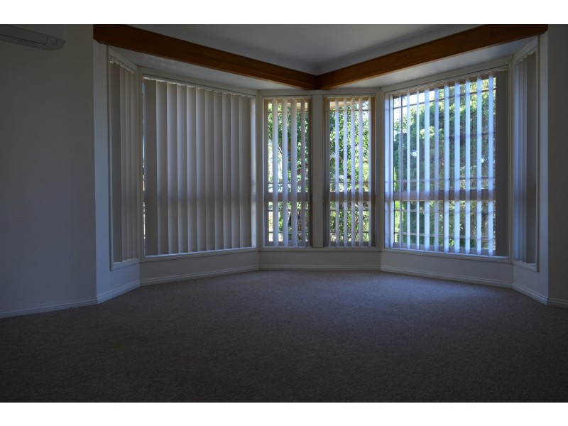 18 Kayser Court, Darling Heights QLD 4350
