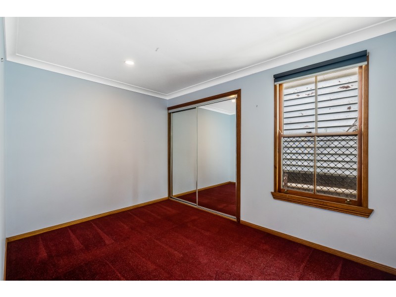 172 South Street, Centenary Heights QLD 4350