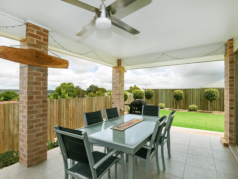 6a Pascoe Lane, Harlaxton QLD 4350