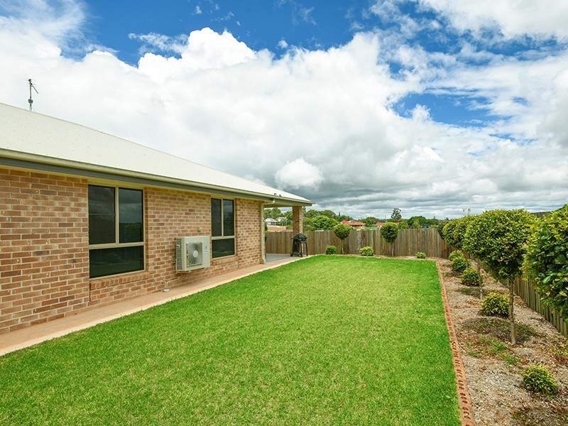 6a Pascoe Lane, Harlaxton QLD 4350