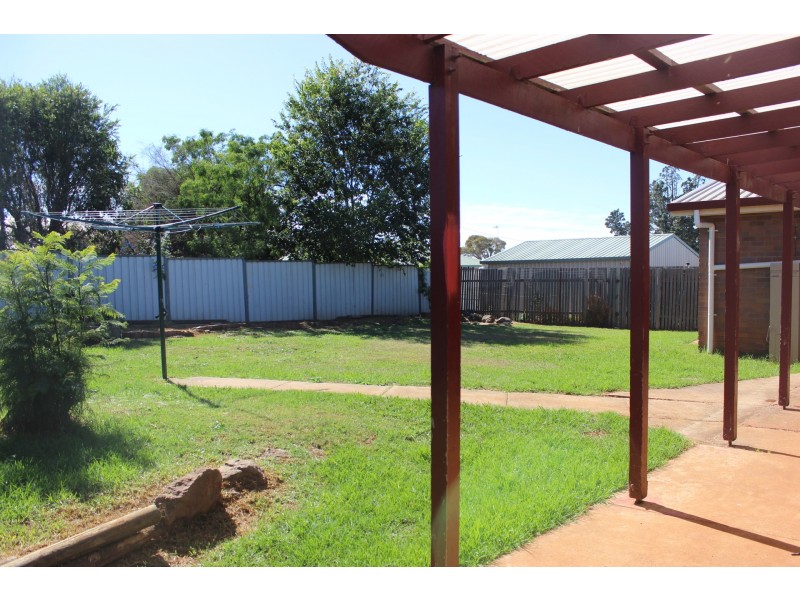 41 Stumm Street, Kearneys Spring QLD 4350