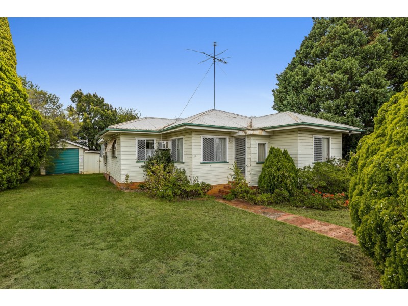 31 Joyce Street, South Toowoomba QLD 4350