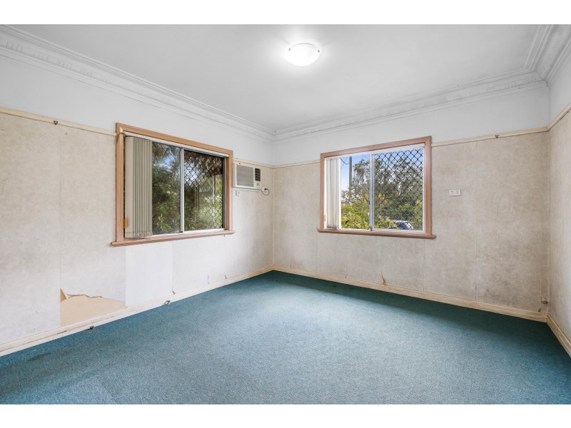 31 Joyce Street, South Toowoomba QLD 4350