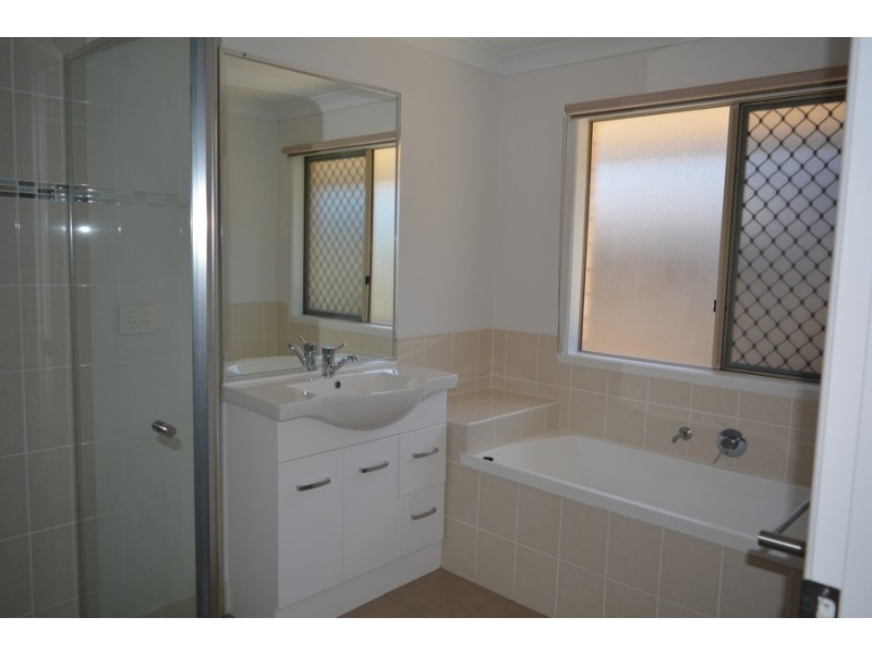 12 Sandalwood Drive, Glenvale QLD 4350