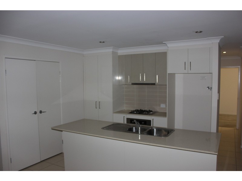 2/38 Parkview Drive, Glenvale QLD 4350