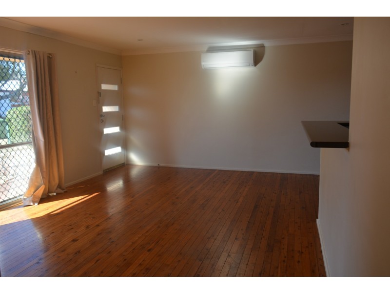 13 Fourth Avenue, Harristown QLD 4350