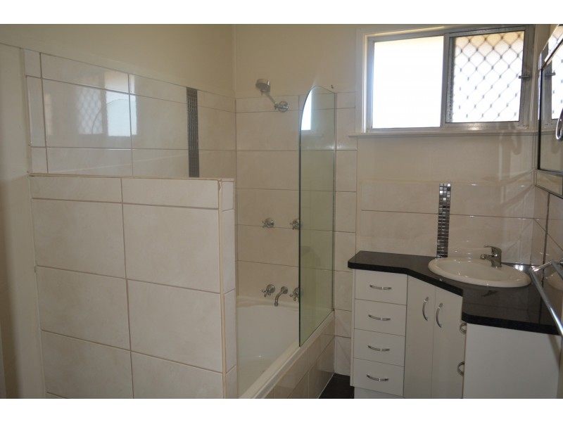 13 Fourth Avenue, Harristown QLD 4350