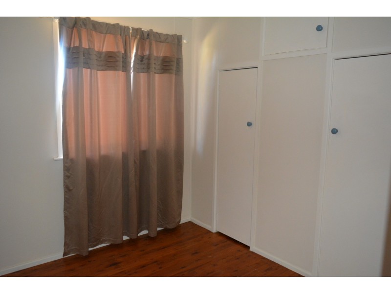 13 Fourth Avenue, Harristown QLD 4350