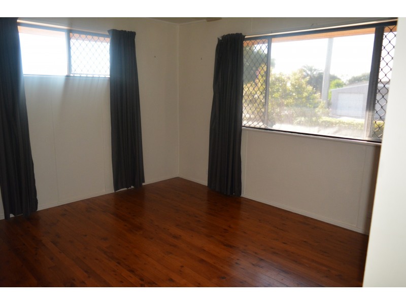 13 Fourth Avenue, Harristown QLD 4350