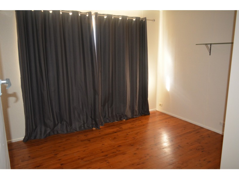 13 Fourth Avenue, Harristown QLD 4350