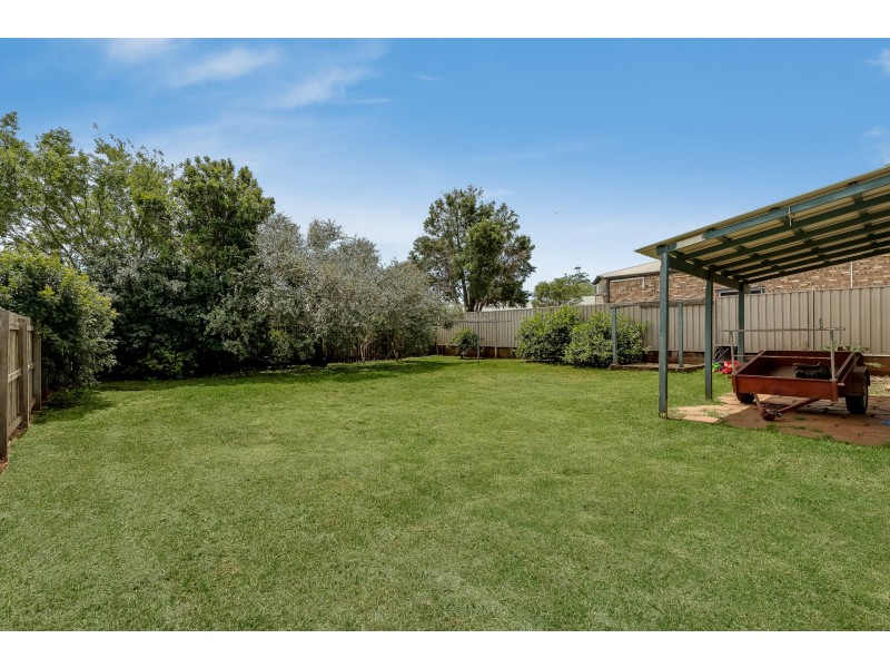 5 Griffiths Street, Harlaxton QLD 4350