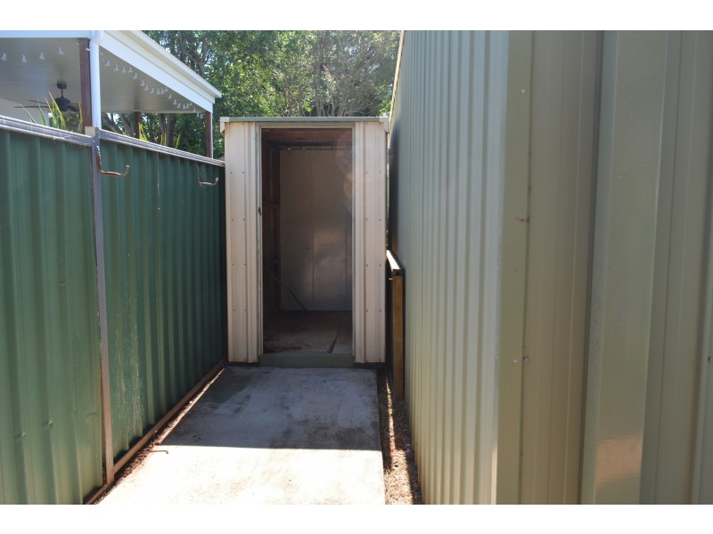 15 Blackdown Street, Harristown QLD 4350