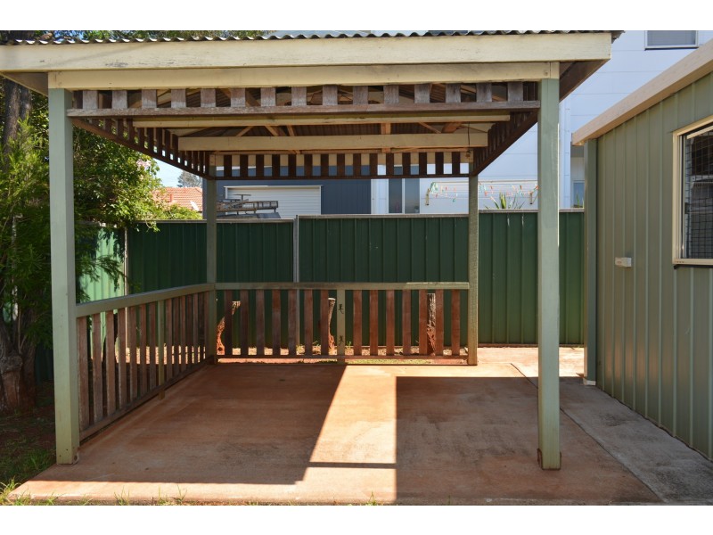 15 Blackdown Street, Harristown QLD 4350