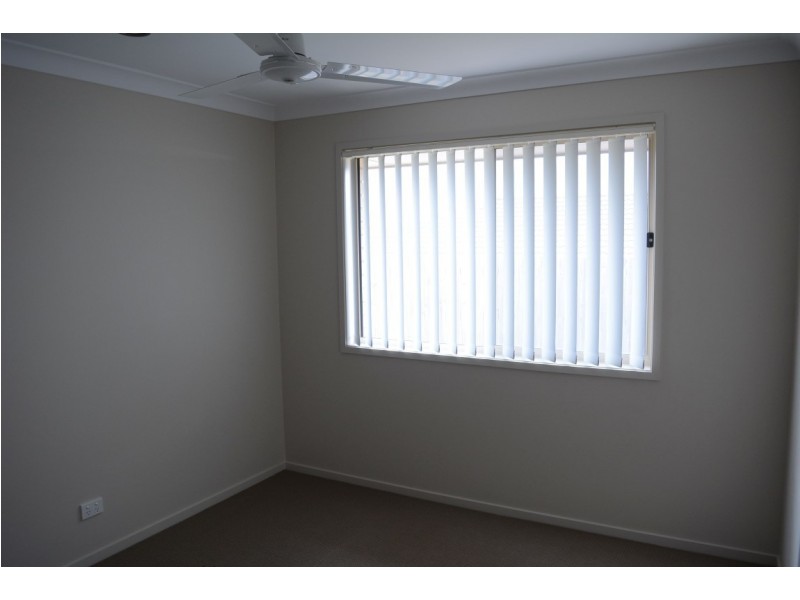 12 Cooranga Street, Glenvale QLD 4350