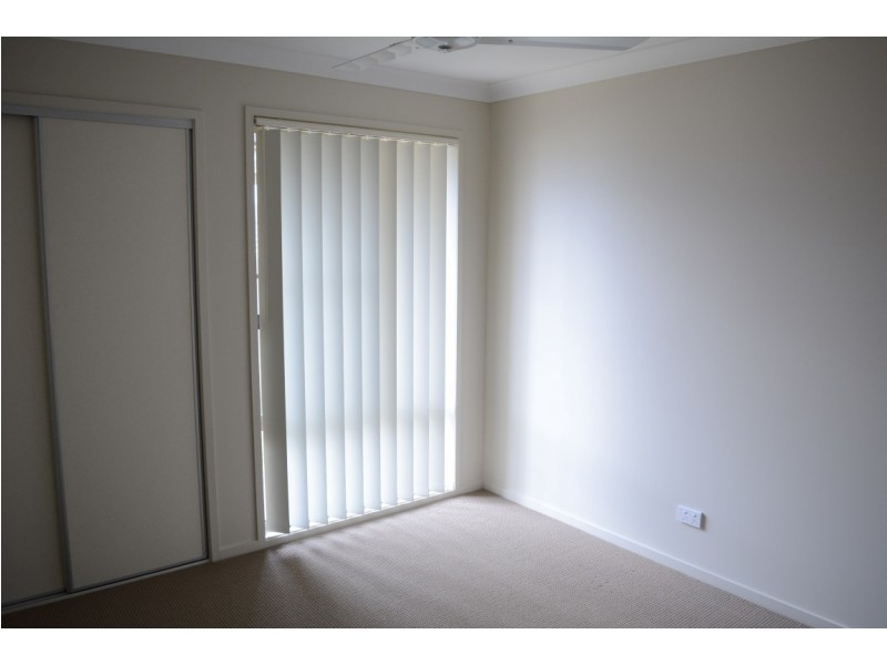 12 Cooranga Street, Glenvale QLD 4350