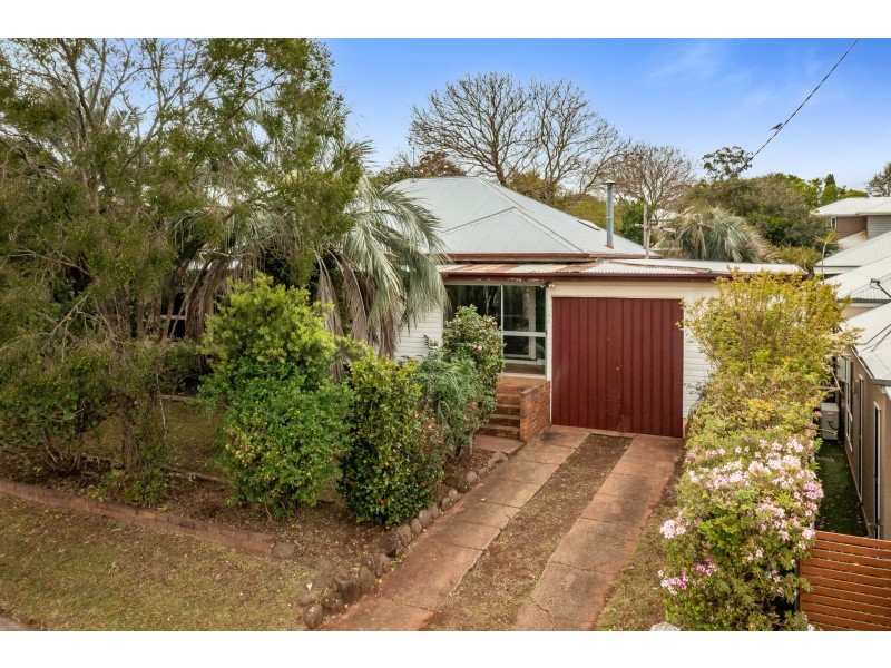 336 Hume Street, Centenary Heights QLD 4350