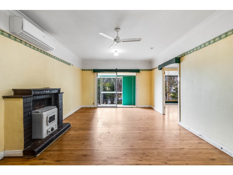 336 Hume Street, Centenary Heights QLD 4350