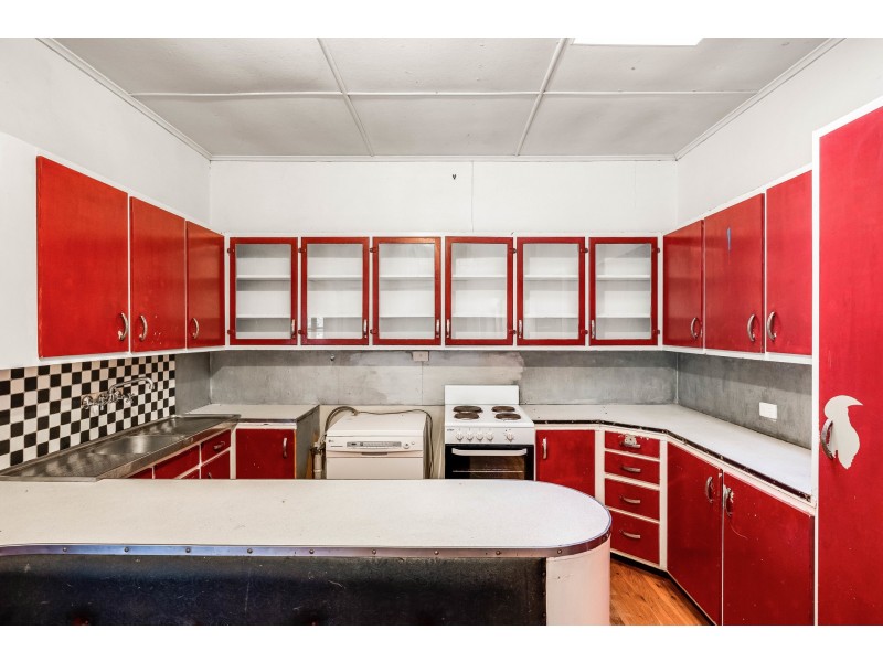 336 Hume Street, Centenary Heights QLD 4350