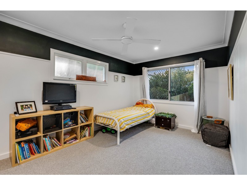 51 Alford Street, Mount Lofty QLD 4350