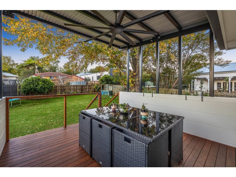 51 Alford Street, Mount Lofty QLD 4350