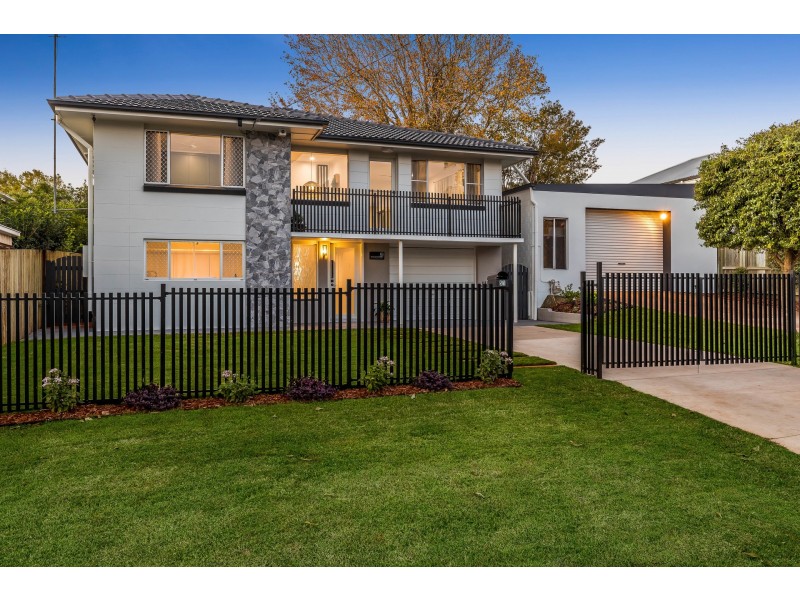 51 Alford Street, Mount Lofty QLD 4350