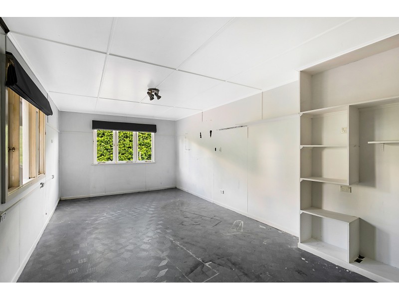 6 James Street, Rangeville QLD 4350