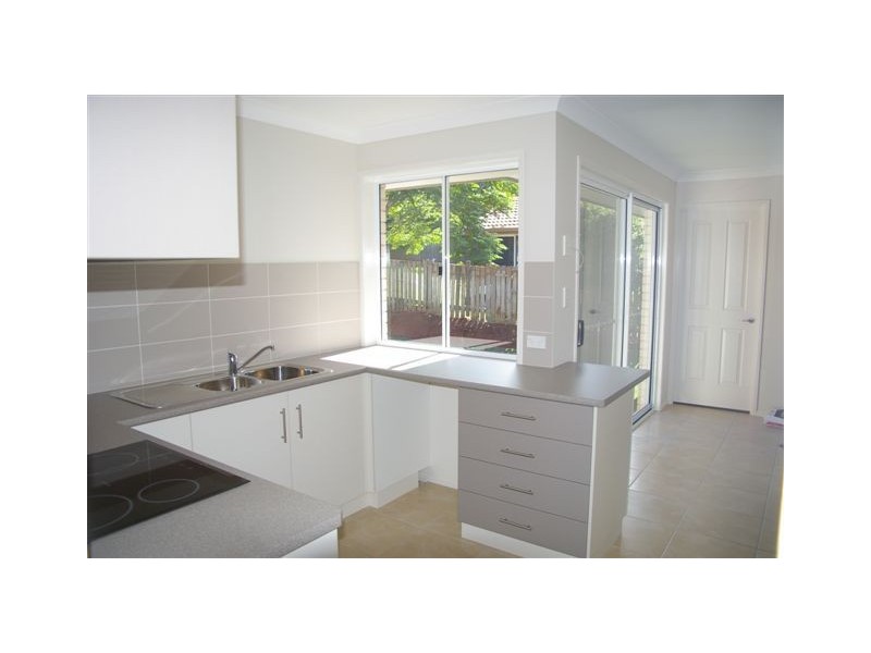 10 Chopin Street, Rockville QLD 4350