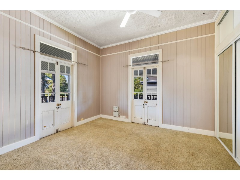 15 Edward Street, East Toowoomba QLD 4350