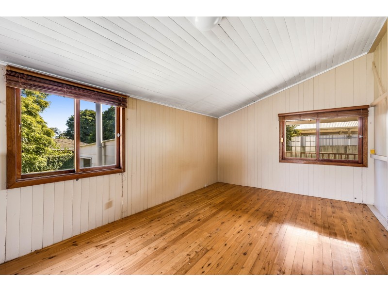 15 Edward Street, East Toowoomba QLD 4350