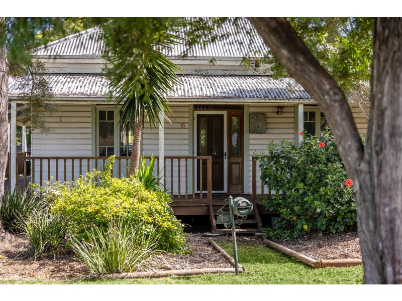 15 Edward Street, East Toowoomba QLD 4350