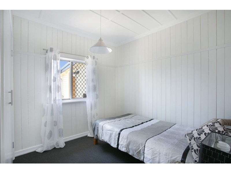 19 Prospect Street, North Toowoomba QLD 4350