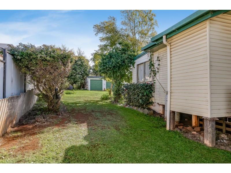 37 Searle Street, South Toowoomba QLD 4350
