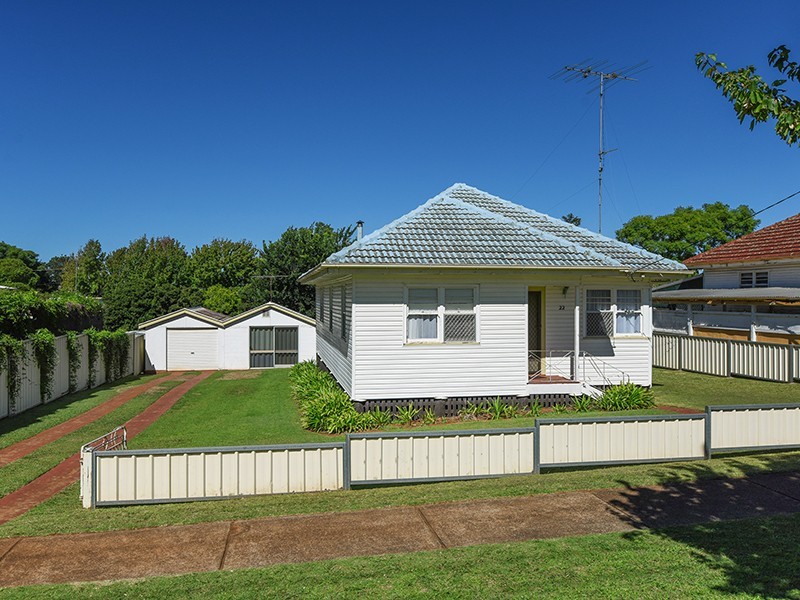 22 Ipswich Street, East Toowoomba QLD 4350
