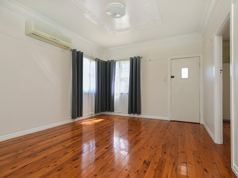 22 Ipswich Street, East Toowoomba QLD 4350