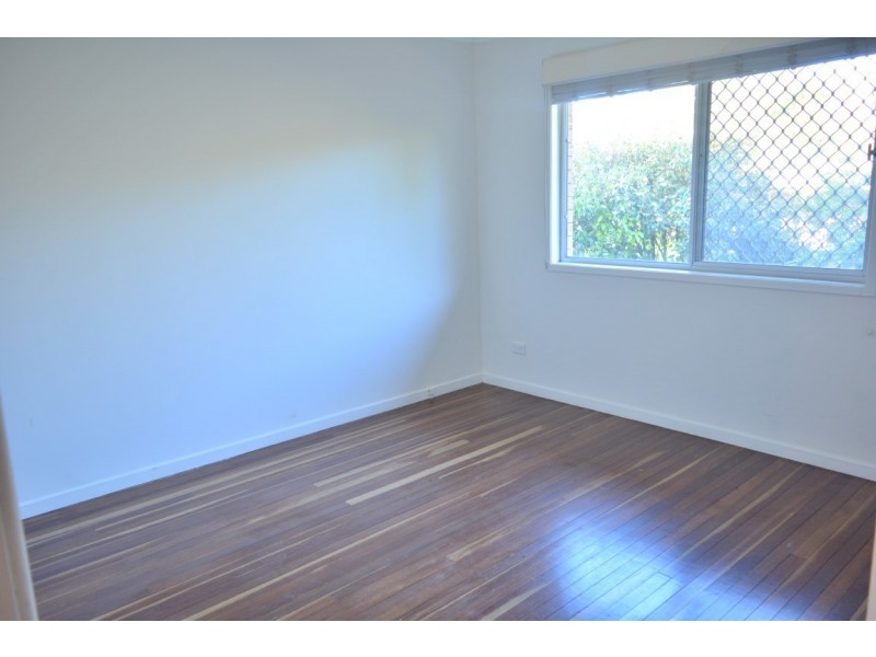 2/298 MacKenzie Street, Rangeville QLD 4350